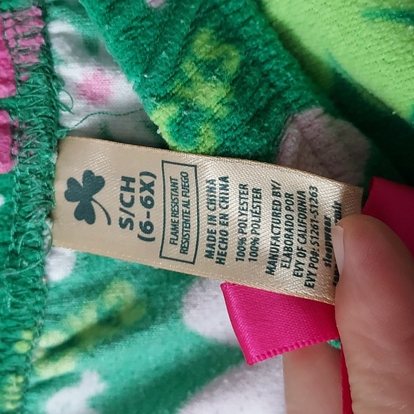 No brand sz small (6-6x) pajamas green with cute decorative print - Picture 4 of 6